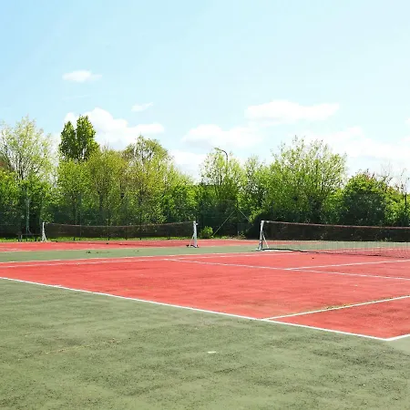 Zeewind 145 With Parking By Interhome *