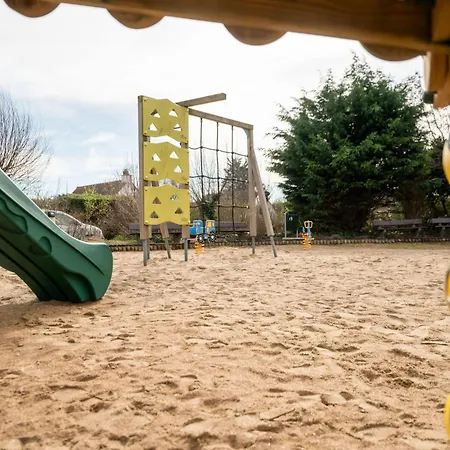 Dom wakacyjny Zeewind 145 With Parking By Interhome Bredene