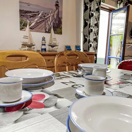 Vakantiehuis Zeewind 145 With Parking By Interhome *
